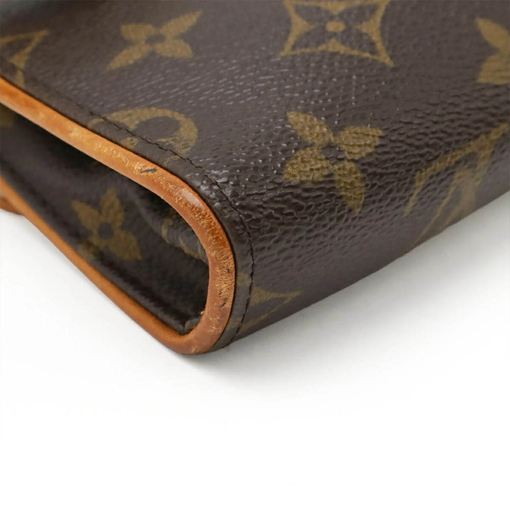 LOUIS VUITTON Authentic Brown Monogram Pochette Pouch - Picture 4 of 9